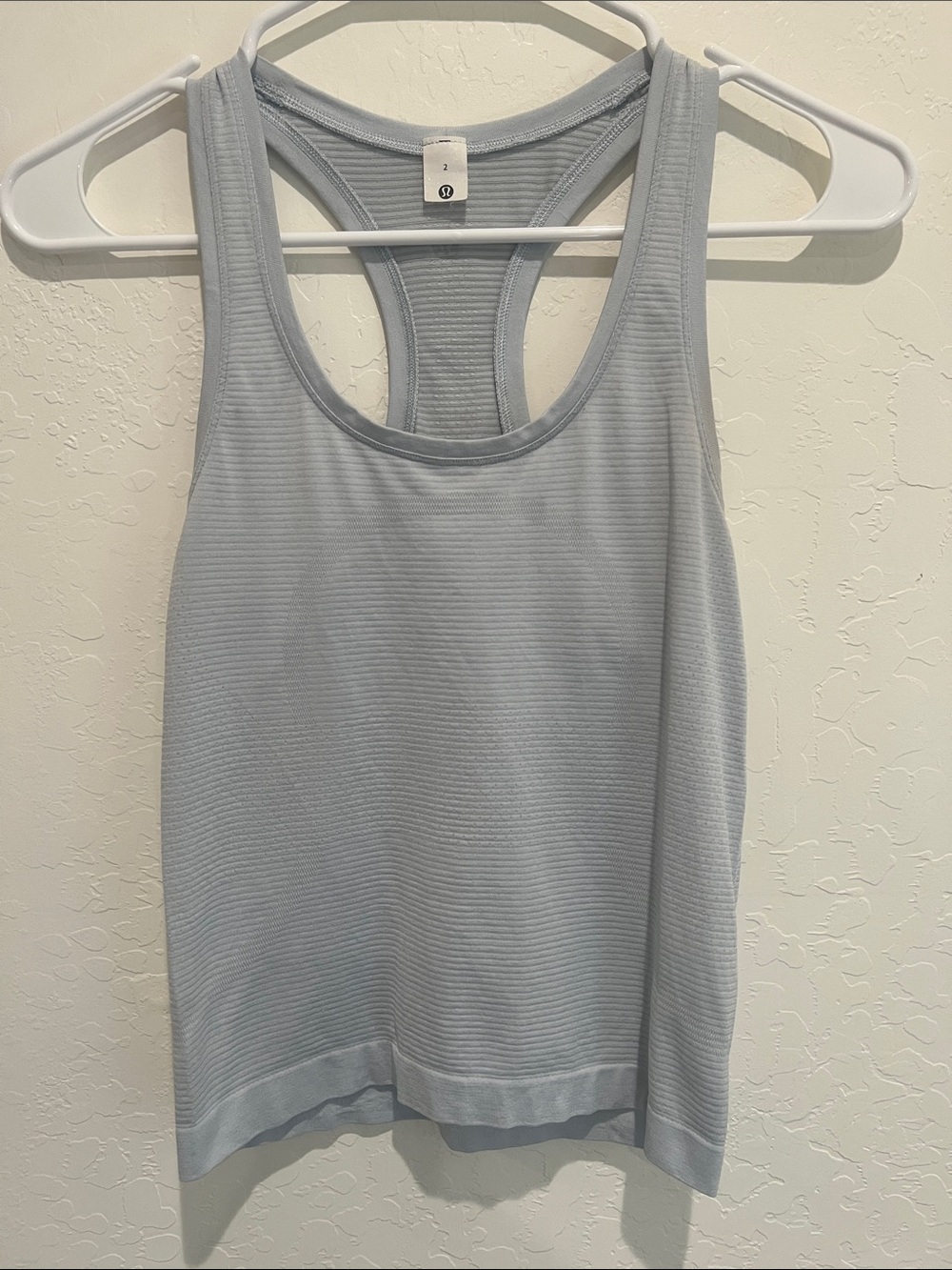 lululemon Swifty Tech Ribbed Racerback Tank, Size 2 — Blue Haze, Waist length